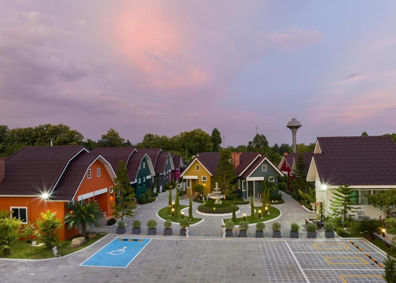 Picha Ville Resort Watthana Nakhon Экстерьер фото